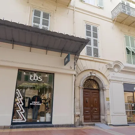 アパート Pied-a-terre Saint Michel マントン