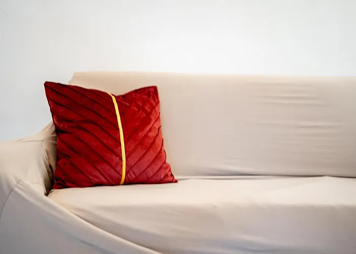 Pied-a-terre Saint Michel مينتون